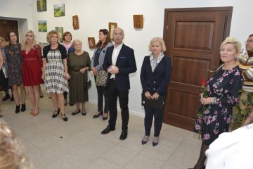 "TRZY SPOJRZENIA" - wystawa i poezja - fotorelacja