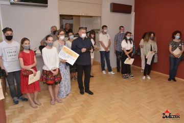 Fotorelacja z wystawy prac uczestników konkursu fotograficznego "Odkryj swoje Kielce" połączona z wręczeniem nagród 
