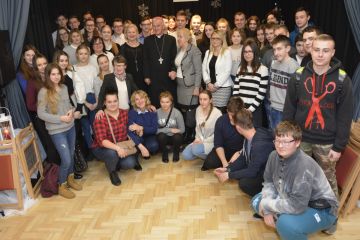 Debaty Młodych z Jego Eminencją ks. Biskupem Marianem Florczykiem