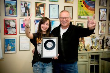 Kolejny Wielki Sukces Kornelia Patro ze Studia Wokalnego "AW" w D.K. Zameczek