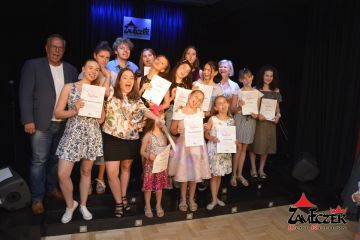 Koncert wokalistów z Zameczkowego Studia Piosenki pod kierunkiem Andrzeja Wolskiego - fotorelacja 