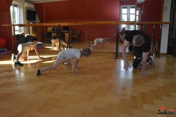 Wakacyjne Warsztaty BreakDance pod kierunkiem Piotra Sikory 