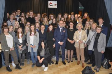 Debaty Młodych z dr hab. n. med. prof. UJK Wojciechem Rokitą
