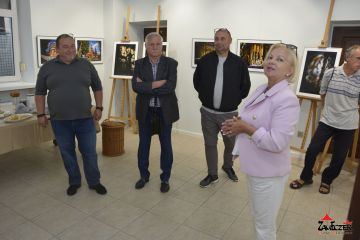 Fotorelacja z wernisażu wystawy fotografii Jarosława Korbińskiego pt. Cerkiew w Kwiatoniu.