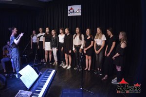 KONCERT UCZESTNIKÓW - LETNICH WARSZTATÓW WOKALNYCH Z MONIKĄ URLIK - fotorelacja
