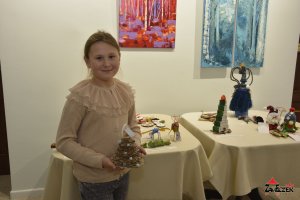 Fotorelacja z wręczenia nagród Laureatom II Ogólnopolskiego Konkursu Plastycznego Art-Recycling - Eco Ozdoba Choinkowa. Wystawy nagrodzonych prac