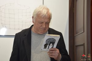 Wystawa malarstwa,rysunku i grafiki Justyny Pośpiech pt "ZNAKI CZASU"- fotorelacja