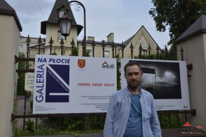 Fotorelacja z wystawy prac uczestników konkursu fotograficznego "Odkryj swoje Kielce" połączona z wręczeniem nagród