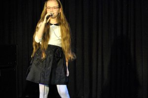 VIVAT WAKACJE-koncert w wykonaniu wokalistów Studia Piosenki AT i AW