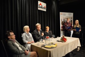 Artur WijataProjektant kurator Galerii Sztuki Współczesnej "Winda"