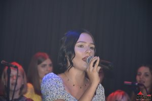 KONCERT UCZESTNIKÓW WARSZTATÓW WOKALNYCH Z UDZIAŁEM KASI LISOWSKIEJ I MAI WOJTASZEK