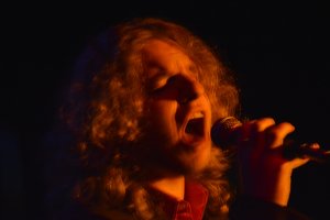 Koncert uczestników feryjnych warsztatów wokalnych pod kierunkiem Grażyny Łobaszewskiej i Andrzeja Wolskiego