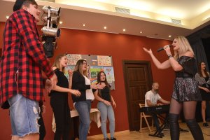 Improwizacje wokalne VOICEESTRA w ramach warsztatów wokalnych WAKE UP YOUR VOICE z Karo Glazer