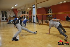 Zajęcia breakdance z instruktorem Piotrem Sikorą