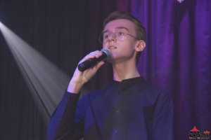 Koncert Zameczkowego Studia Piosenki Andrzeja Wolskiego i Studia Gitarowego Piotra Resteckiego dedykowany wszystkim ukochanym Babciom i Dziadkom - Fotorelacja