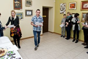 Wernisaż wystawy pokonkursowej IV Wojewódzkiego Konkursu Rysunku i Malarstwa dla Nieprofesjonalistów - Pasja 2016