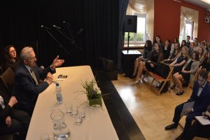 Prof. Stanisław Góźdź lekarz,samorządowciec, nauczyciel akademicki oraz Dyrektor Świętokrzyskiego Centrum Onkologii