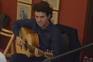Wakacyjne Warsztaty Gitatowe z Piotrem Resteckim MUZYCZNE LATO
