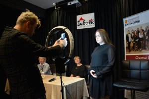Artur WijataProjektant kurator Galerii Sztuki Współczesnej "Winda"