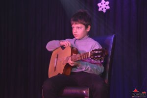 Koncert Zameczkowego Studia Piosenki Andrzeja Wolskiego i Studia Gitarowego Piotra Resteckiego dedykowany wszystkim ukochanym Babciom i Dziadkom - Fotorelacja