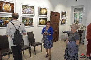 Fotorelacja z wernisażu wystawy fotografii Jarosława Korbińskiego pt. Cerkiew w Kwiatoniu.
