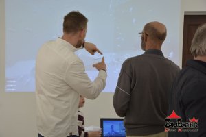 Przemysław Suliga – Kadrowanie Rzeczywistości w Artifical Live