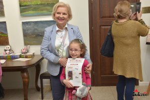 Rozstrzygnięcie XI Edycji Wojewódzkiego Konkursu Plastycznego - MOJA MAMA. Wystawa - fotorelacja 