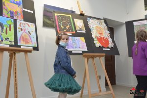 Rozstrzygnięcie XI Edycji Wojewódzkiego Konkursu Plastycznego - MOJA MAMA. Wystawa - fotorelacja 
