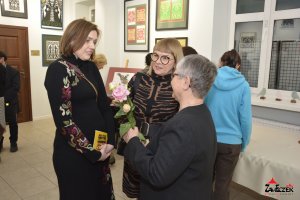 Wernisaż wystawy - Ludowe wycinanki autorstwa Lucyny Kozłowskiej oraz prezentacja wyrobów regionalnych w wykonaniu Czarcich Babek i Dąbrowianek