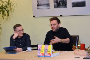 Spotkanie z Przemysławem Witkowskim  autorem książki "CHWAŁA SUPERMANOM" 