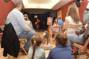 Rozstrzygnięcie IX Edycji Wojewódzkiego Konkursu Plastycznego - MOJA MAMA. Wystawa i Koncert Piotra Resteckiego – fotorelacja