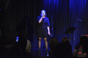 Koncert uczestników warsztatów wokalnych "Zimowa Piosenka" z udziałem Kasi Lisowskiej