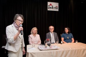 Prof. Stanisław Głuszek chirurg, kierownik kliniki chirurgi Wojewódzkiego Szpitala Zespolonego, prorektor UJK