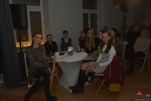 Druga część Koncertu Zameczkowego Studia Piosenki, tym razem pod kierunkiem instruktorki Malwiny Ozimskiej i Studia Gitarowego Piotra Resteckiego z okazji Dnia Babci i Dziadka