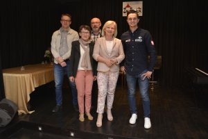 MACIEJ GIEMZAmotocyklista, Mistrz Polski enduro, Mistrz Świata juniorów, uczestnik Rajdu Dakar