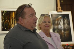 Fotorelacja z wernisażu wystawy fotografii Jarosława Korbińskiego pt. Cerkiew w Kwiatoniu.