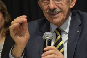 Prof. Stanisław Góźdź lekarz,samorządowciec, nauczyciel akademicki oraz Dyrektor Świętokrzyskiego Centrum Onkologii