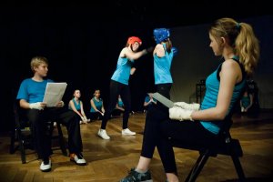 Pokaz etiudy pt. "Mistrzowie boksu"spektakl wieńczący IX Podróż - kierunek Teatr
