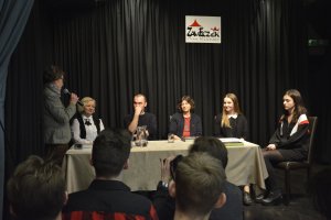 Piotr ŻyłkaRedaktor naczelny DEON.pl, inicjator ruchu Zupa na Plantach, autor książek