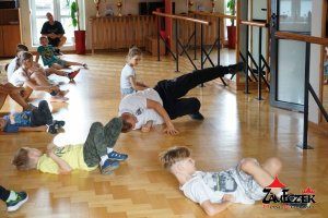  Warsztaty Breakdance. Artystyczne Lato z Zameczkiem - fotorelacja 