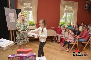 Rozstrzygnięcie IX Edycji Wojewódzkiego Konkursu Plastycznego - MOJA MAMA. Wystawa i Koncert Piotra Resteckiego – fotorelacja