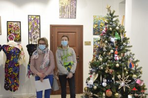 Fotorelacja z wręczenia nagród Laureatom II Ogólnopolskiego Konkursu Plastycznego Art-Recycling - Eco Ozdoba Choinkowa. Wystawy nagrodzonych prac