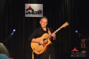 Rozstrzygnięcie IX Edycji Wojewódzkiego Konkursu Plastycznego - MOJA MAMA. Wystawa i Koncert Piotra Resteckiego – fotorelacja