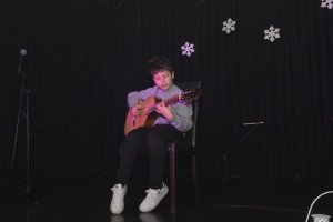 Koncert Zameczkowego Studia Piosenki Andrzeja Wolskiego i Studia Gitarowego Piotra Resteckiego dedykowany wszystkim ukochanym Babciom i Dziadkom - Fotorelacja