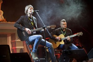 Ogólnopolski Festiwal PiosenkiPrzy kominku