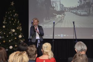 ANIELSKIE PODSZEPTY - wystawa oraz Koncert DOBREGO ROKU w wykonaniu wokalistów Zameczkowego Studia Piosenki - fotorelacja