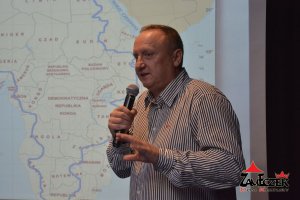 Spotkanie z Podróżnikiem Jackiem Słowakiem Wystawa zdjęć z podróży –fotorelacja