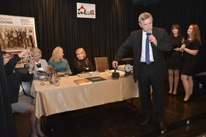 Jarosław MachnickiDyrektor Wojewódzkiego Domu Kultury