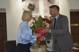 Przekazanie obowiązków nowej Dyrektor DK Zameczek Magdalenie Nowaczek w obecności wiceprezydenta Marcina Chłodnickiego oraz zastępca Dyrektora Wydziału Edukacji,Kultury i Sportu Grzegorza Sowińskiego 