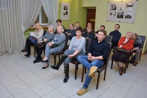 Spotkanie z Przemysławem Witkowskim  autorem książki "CHWAŁA SUPERMANOM" 